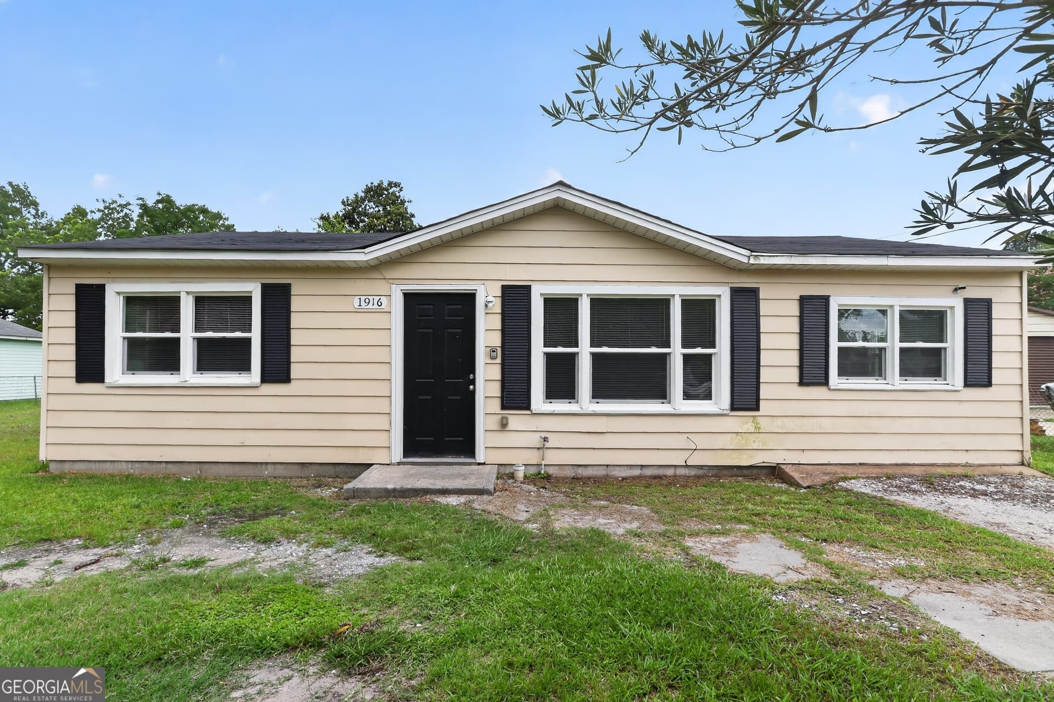 3 bedroom, 1 bathroom, 1,136 sq ft single family residence for sale at 1916 Moore Road, Augusta, GA 30906 — photo 3