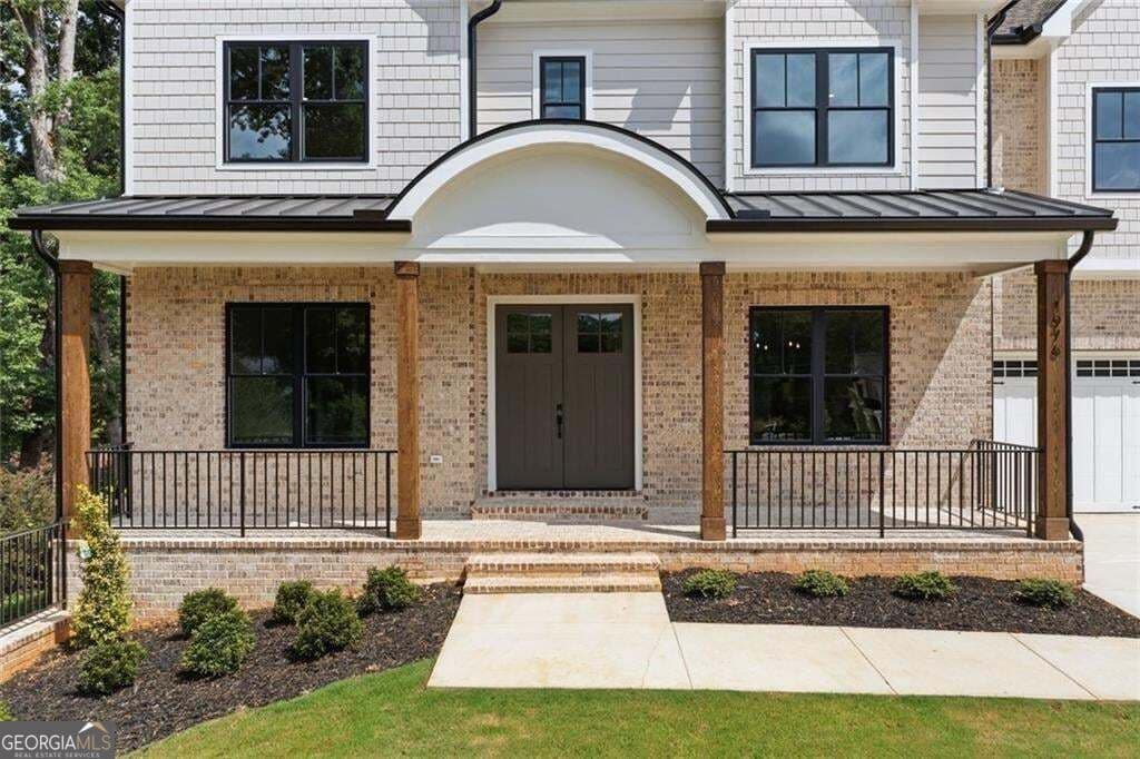 6 bedroom, 5.5 bathroom, 4,735 sq ft single family residence for sale at 1976 Highgrove Court, Atlanta, GA 30345 — photo 7