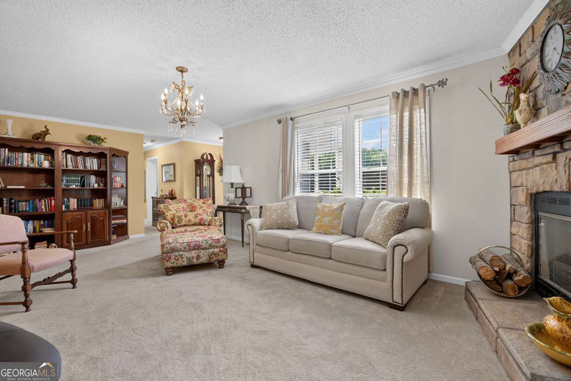 3 bedroom, 2 bathroom, 1,985 sq ft single family residence for sale at 849 Floyd Road, Danielsville, GA 30633 — photo 9