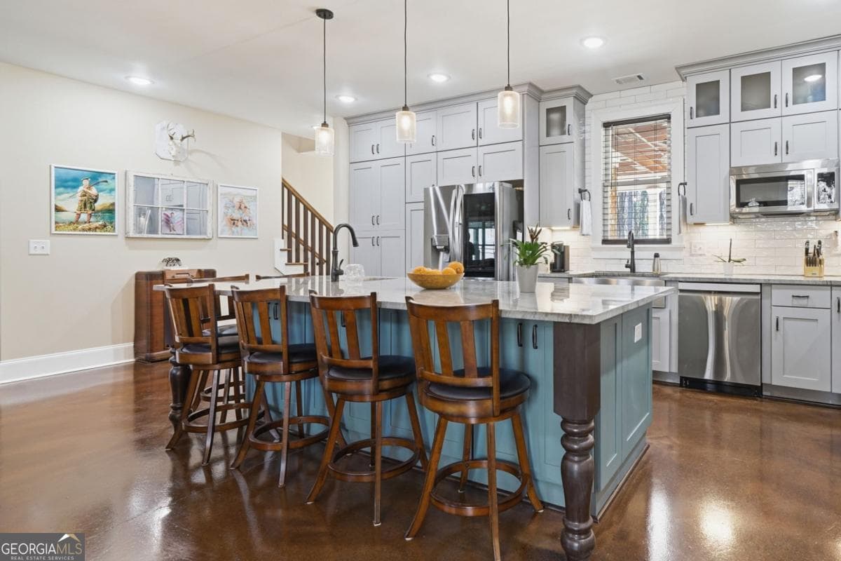 4 bedroom, 3 bathroom, 3,812 sq ft single family residence for sale at 864 Blackberry Trail, Ball Ground, GA 30107 — photo 3