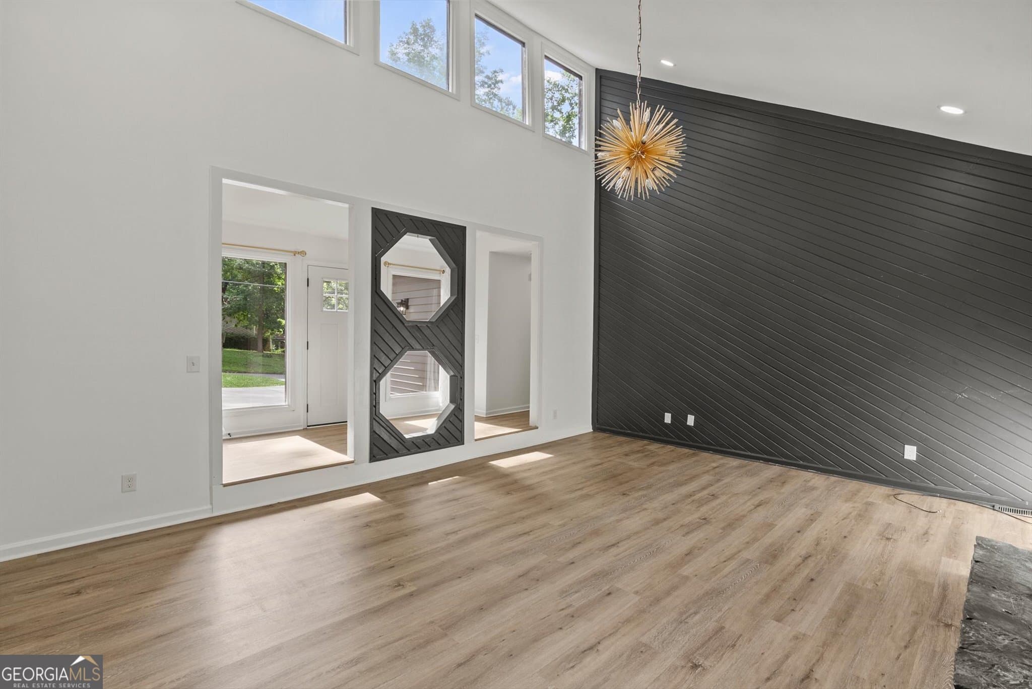 4 bedroom, 3 bathroom, 3,608 sq ft single family residence for sale at 1060 Deer Chase, Stone Mountain, GA 30088 — photo 7