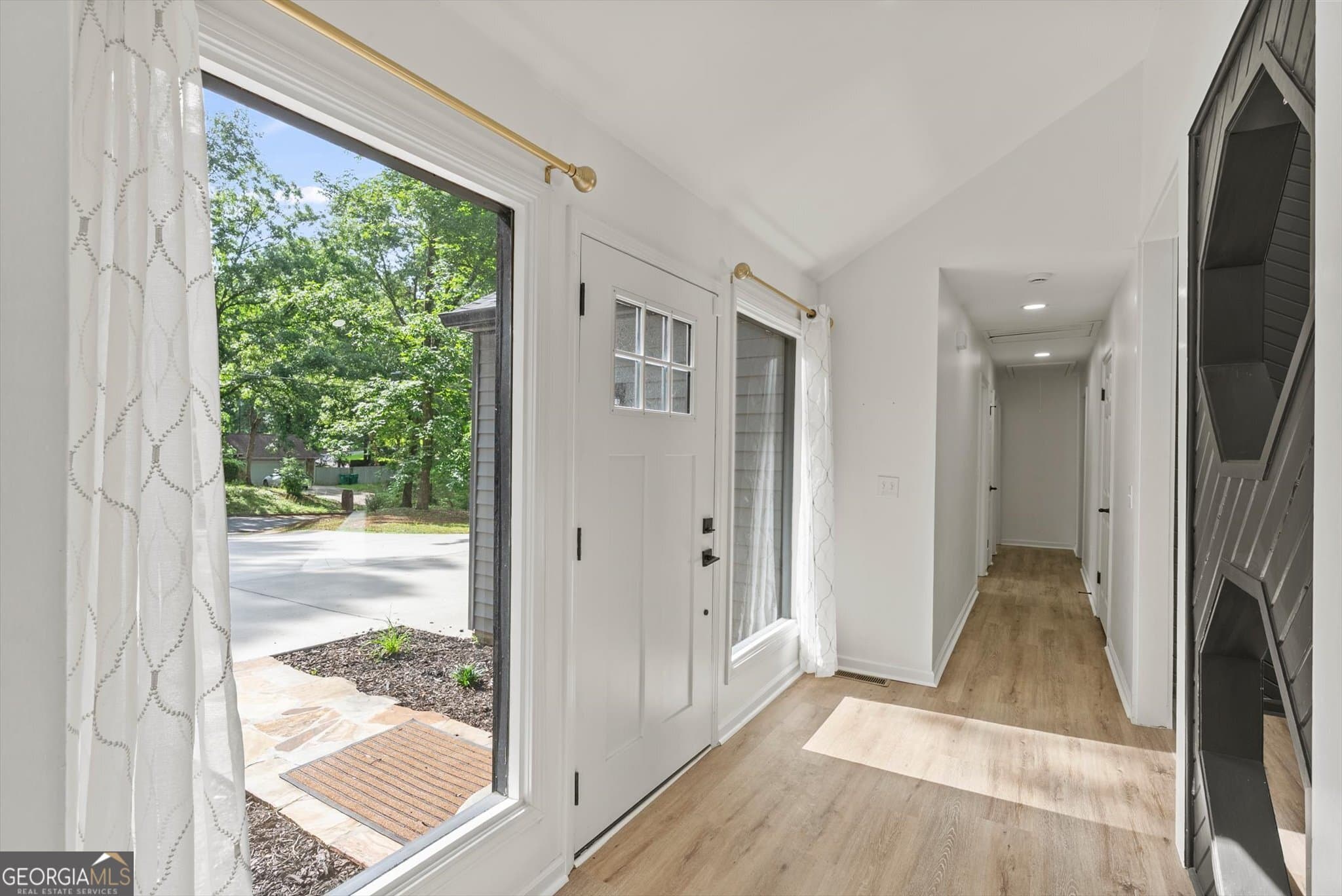 4 bedroom, 3 bathroom, 3,608 sq ft single family residence for sale at 1060 Deer Chase, Stone Mountain, GA 30088 — photo 5