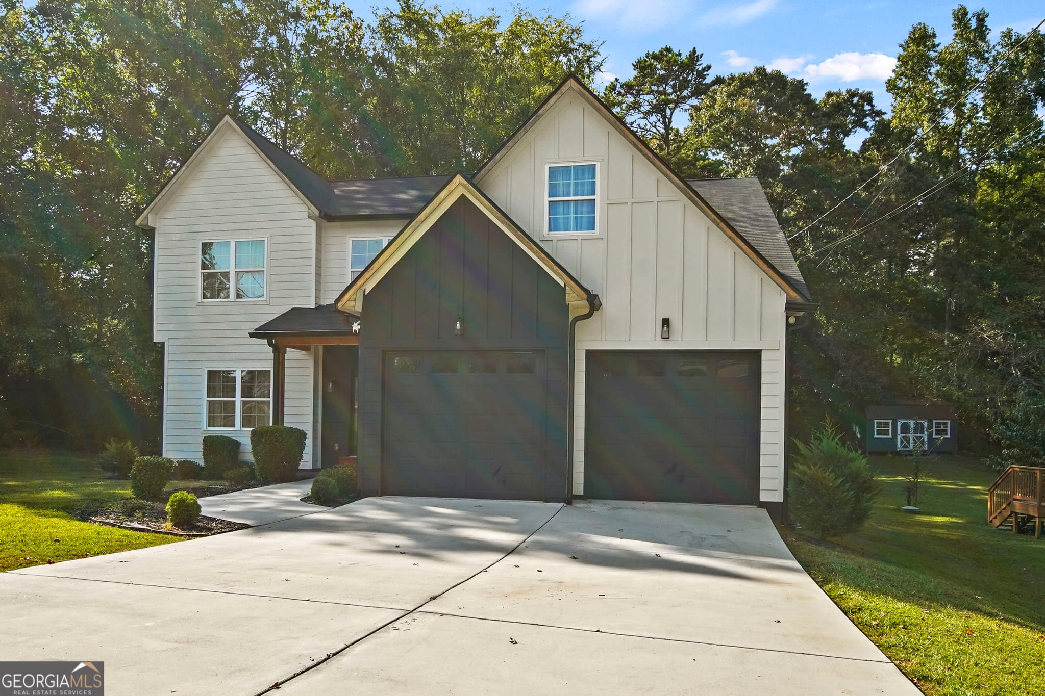 4 bedroom, 2.5 bathroom, 2,793 sq ft single family residence for sale at 1435 Bent Wind Place, Douglasville, GA 30134 — photo 2