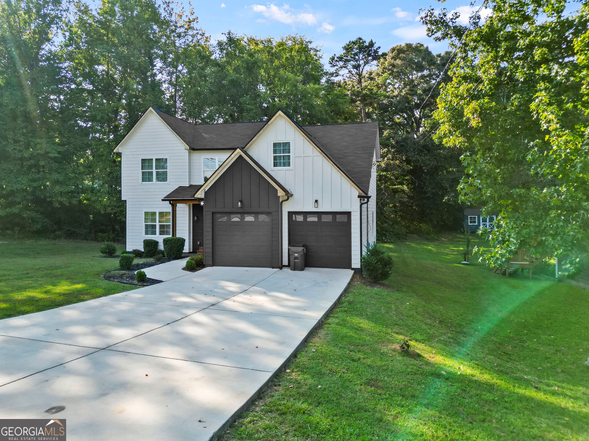 4 bedroom, 2.5 bathroom, 2,793 sq ft single family residence for sale at 1435 Bent Wind Place, Douglasville, GA 30134