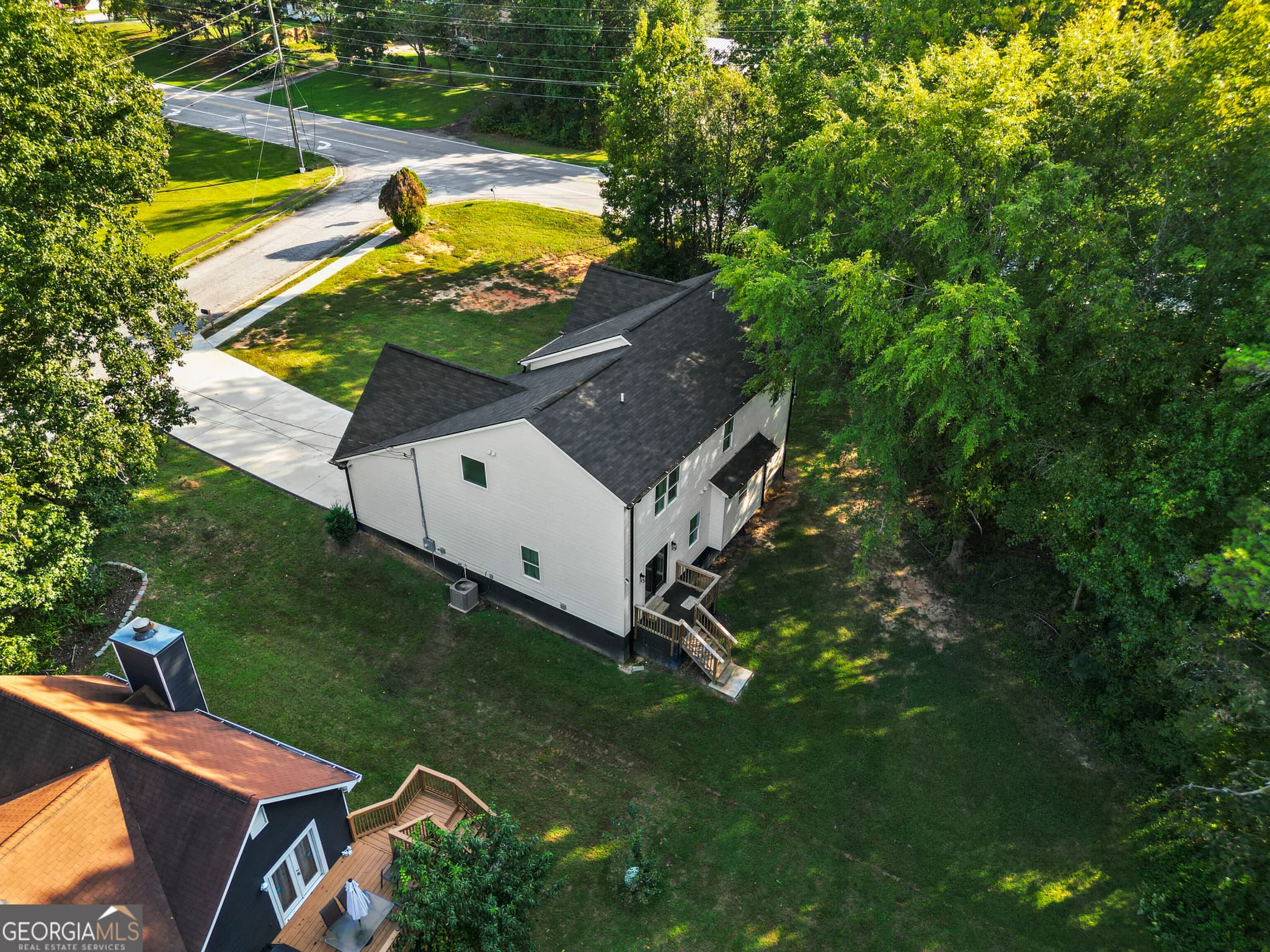 4 bedroom, 2.5 bathroom, 2,793 sq ft single family residence for sale at 1435 Bent Wind Place, Douglasville, GA 30134 — photo 8