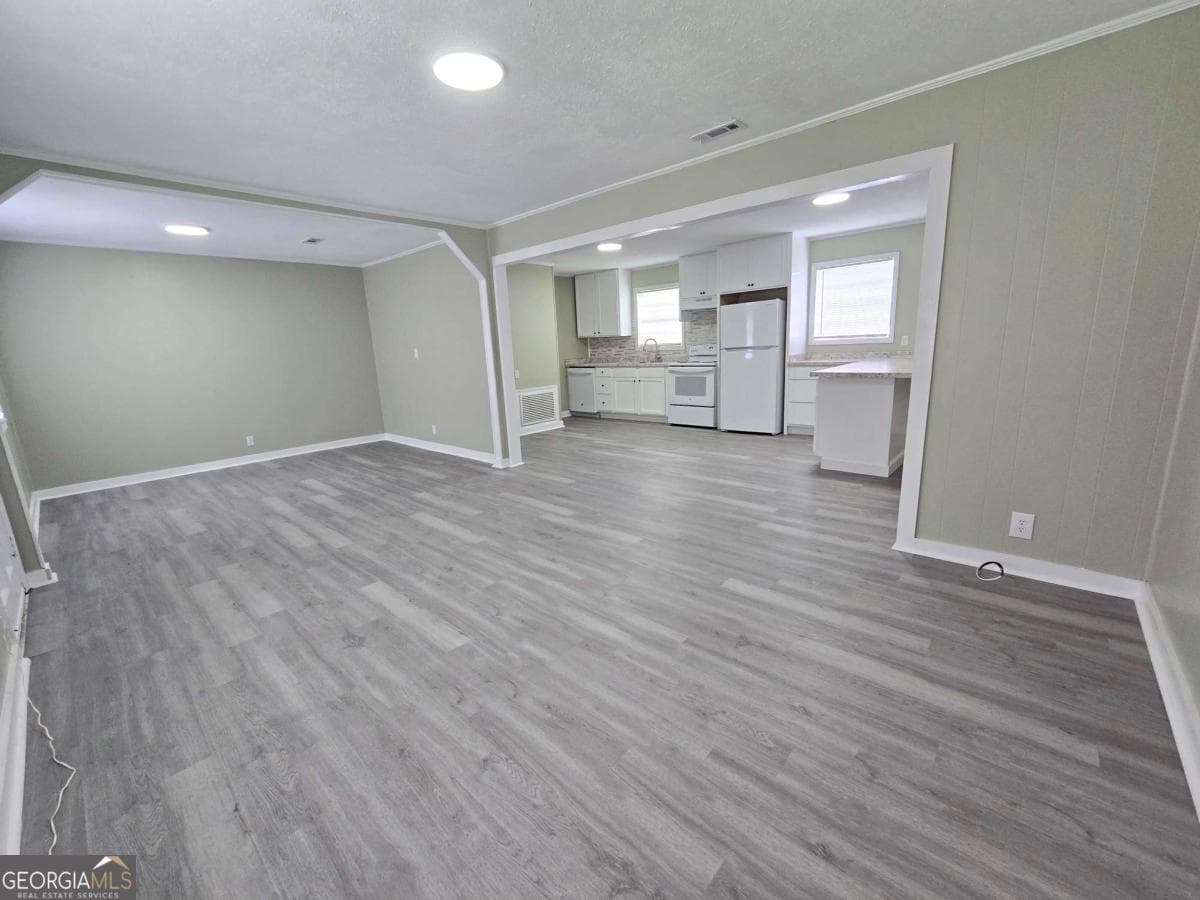 4 bedroom, 2.5 bathroom single family residence for sale at 1108 Wilma Street, Nashville, GA 31639 — photo 2