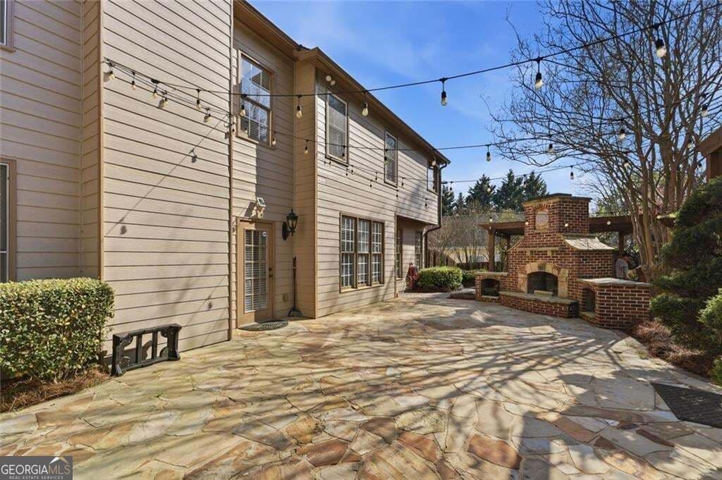 4 bedroom, 2.5 bathroom, 2,766 sq ft single family residence for sale at 1634 Bailey Farms Drive, Lawrenceville, GA 30043 — photo 6