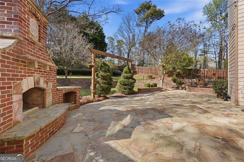4 bedroom, 2.5 bathroom, 2,766 sq ft single family residence for sale at 1634 Bailey Farms Drive, Lawrenceville, GA 30043 — photo 8