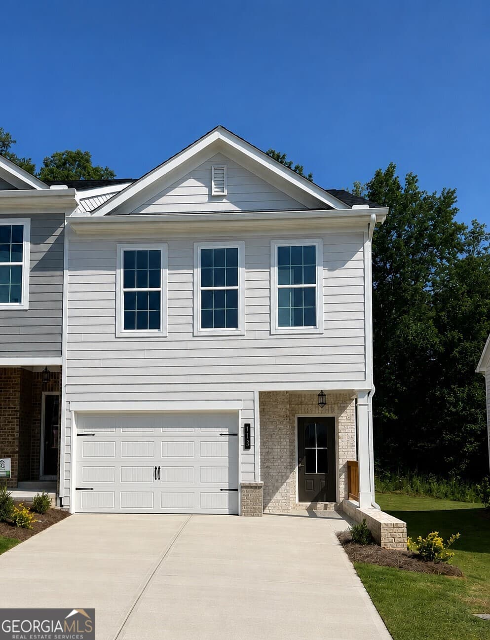 3 bedroom, 2.5 bathroom townhouse for sale at 113 Greenview Court, Homer, GA 30547 — photo 1 of 28