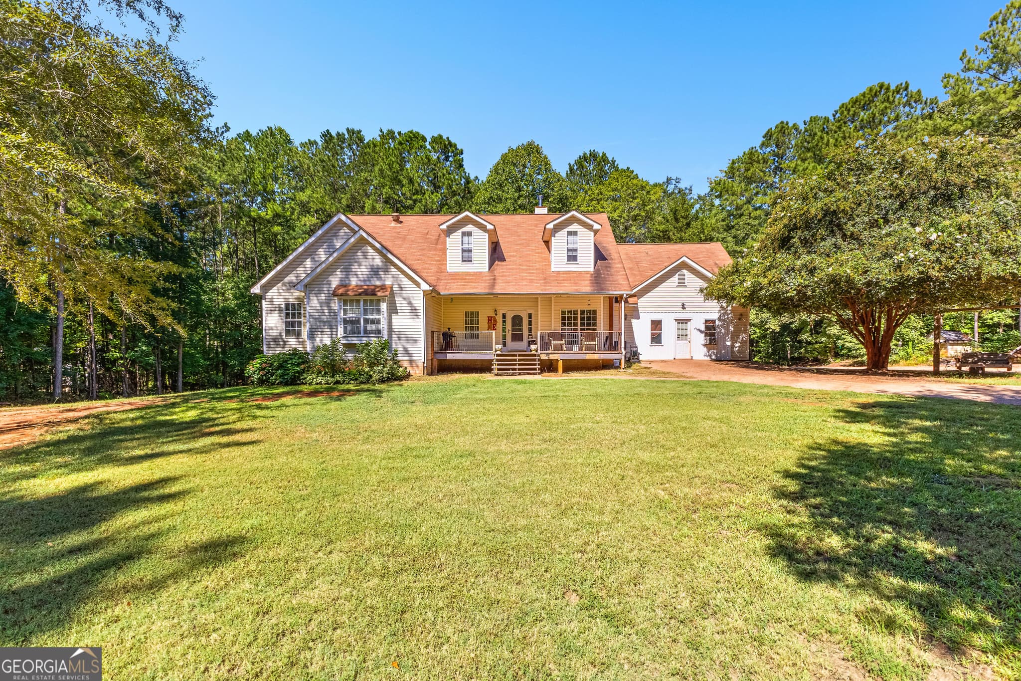 4 bedroom, 3 bathroom, 4,030 sq ft single family residence sold at 725 Bishop Road, Luthersville, GA 30251