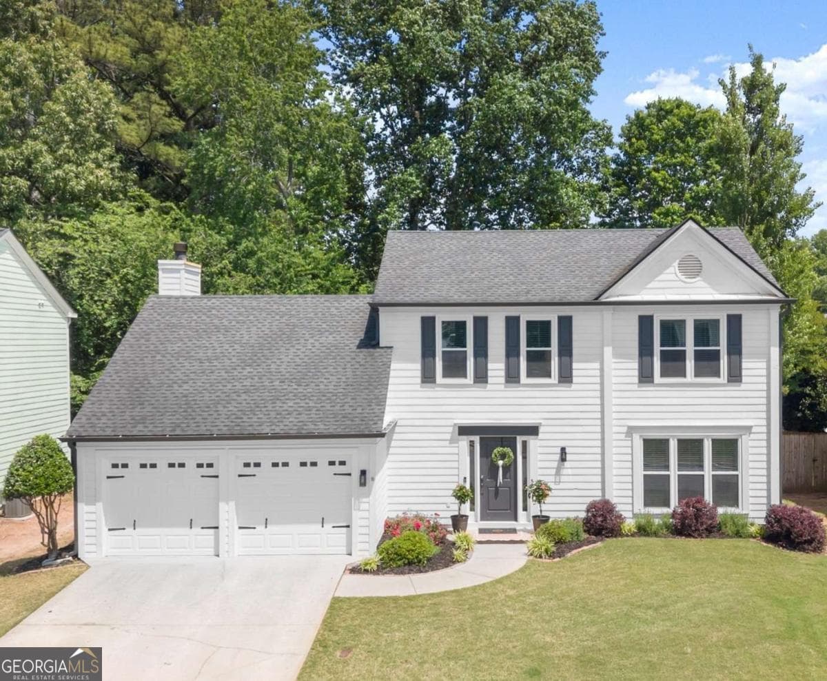 3 bedroom, 2.5 bathroom, 1,864 sq ft single family residence sold at 11890 Carriage Park Lane, Duluth, GA 30097