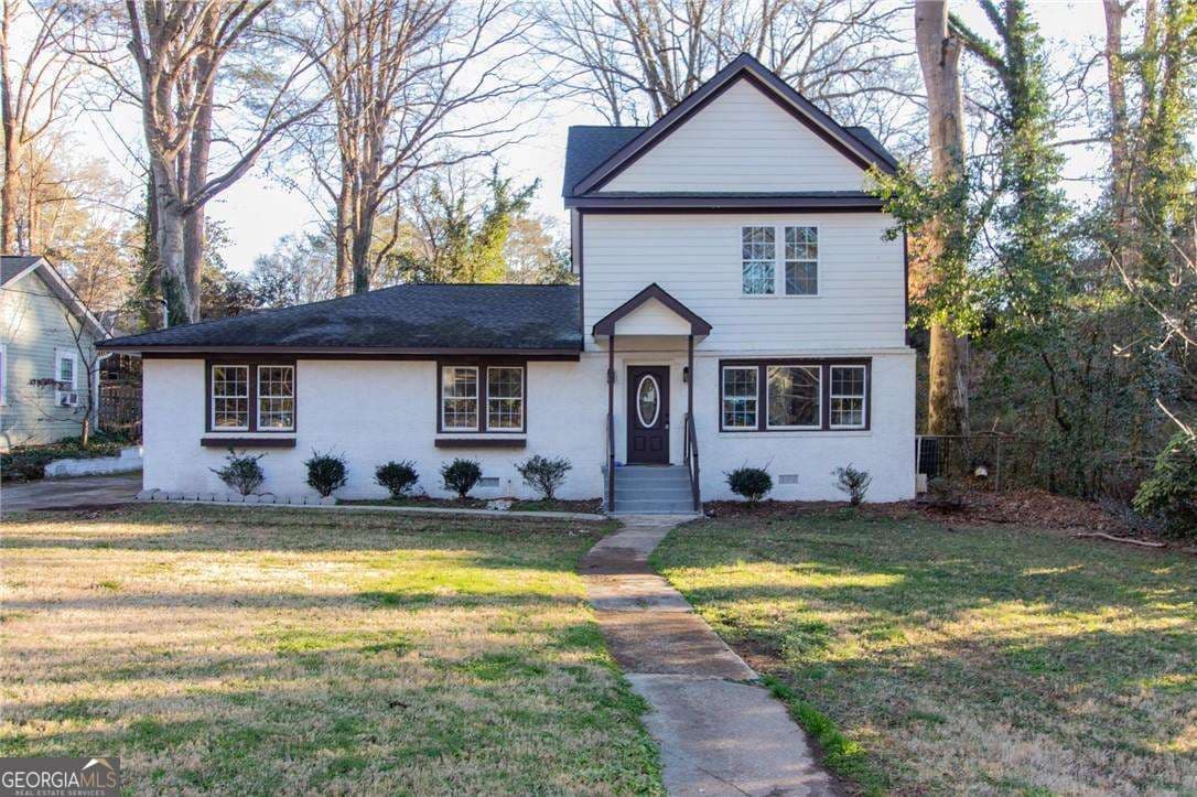 4 bedroom, 2.5 bathroom, 4,796 sq ft single family residence for sale at 2531 Midway Road, Decatur, GA 30030 — photo 1 of 10