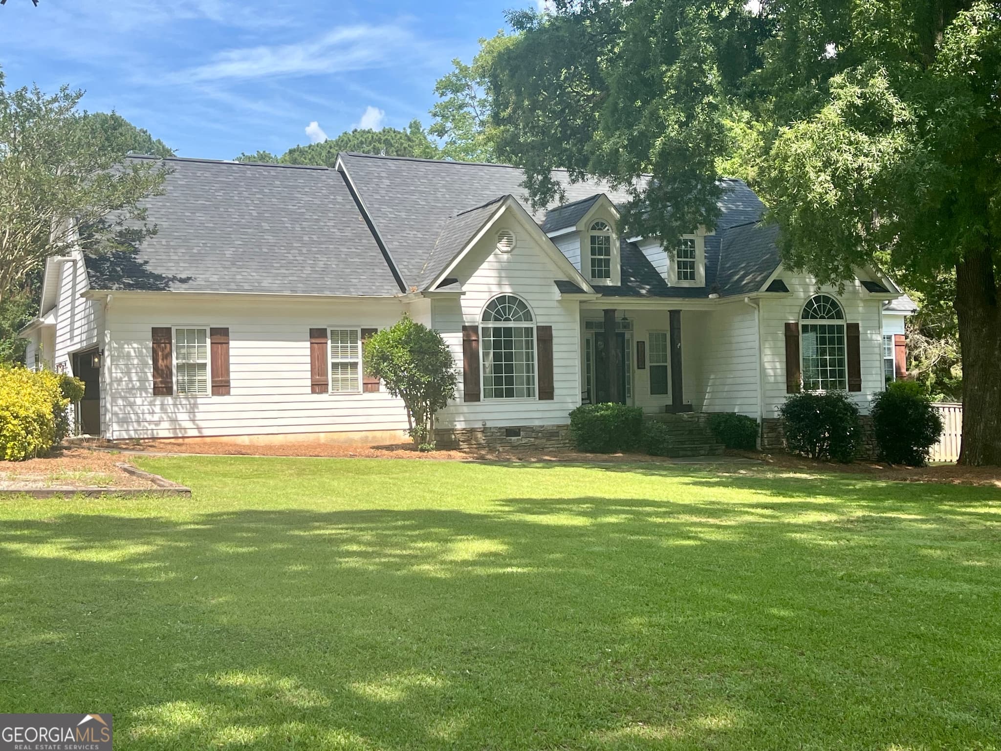 5 bedroom, 3 bathroom, 2,733 sq ft single family residence sold at 1212 Maple Drive, Griffin, GA 30224