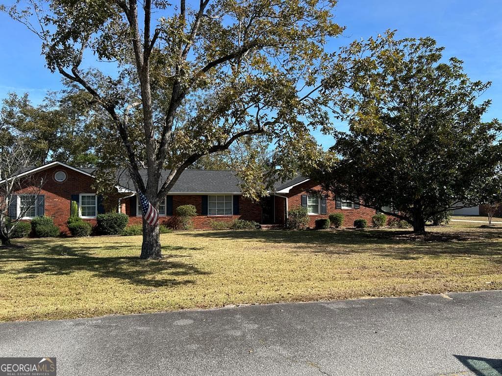 104 Sunset Drive, Vidalia, GA 30474 — most recent listing photo