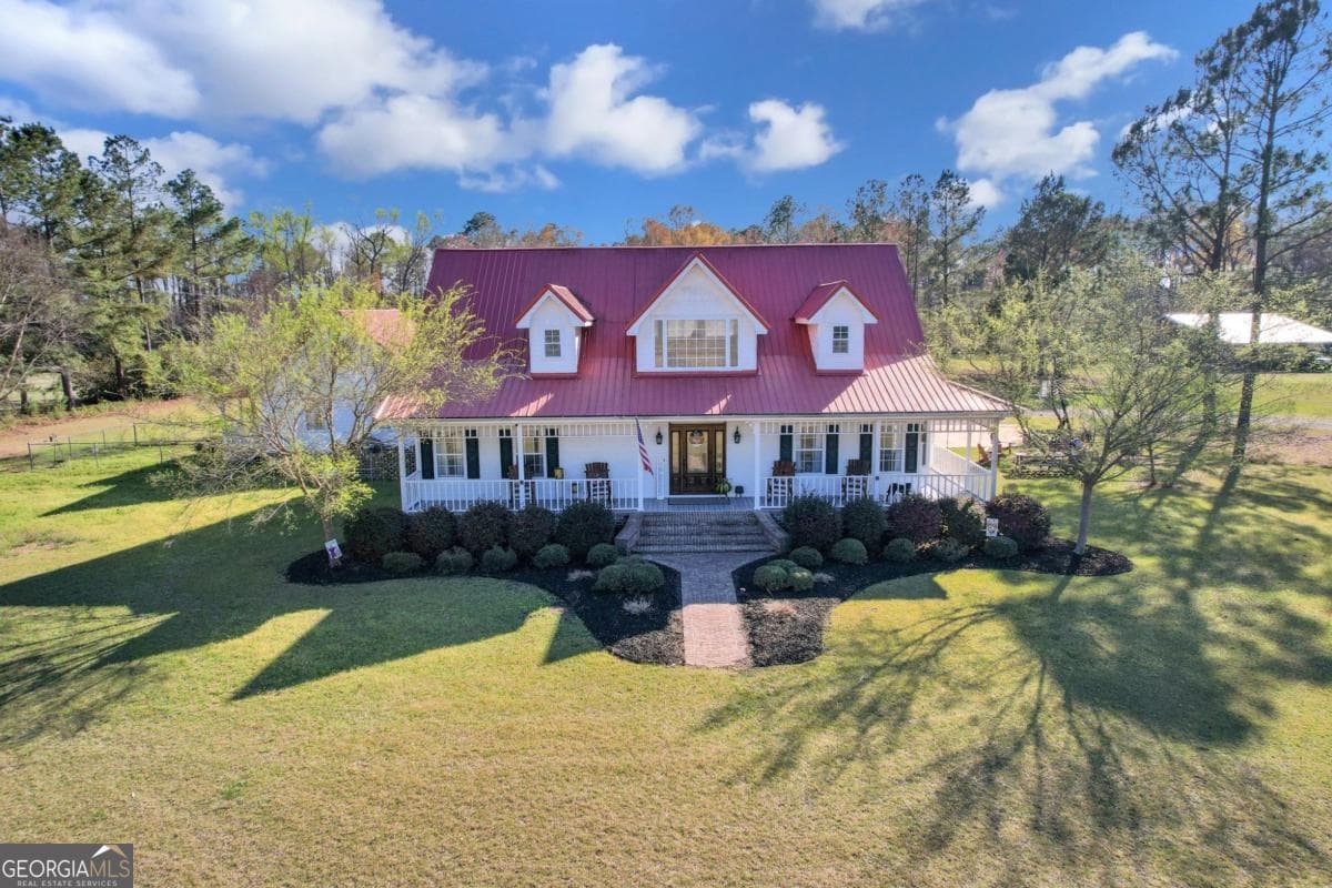 3 bedroom, 3 bathroom, 3,046 sq ft single family residence sold at 515 Beaver Dam Road, Odum, GA 31555