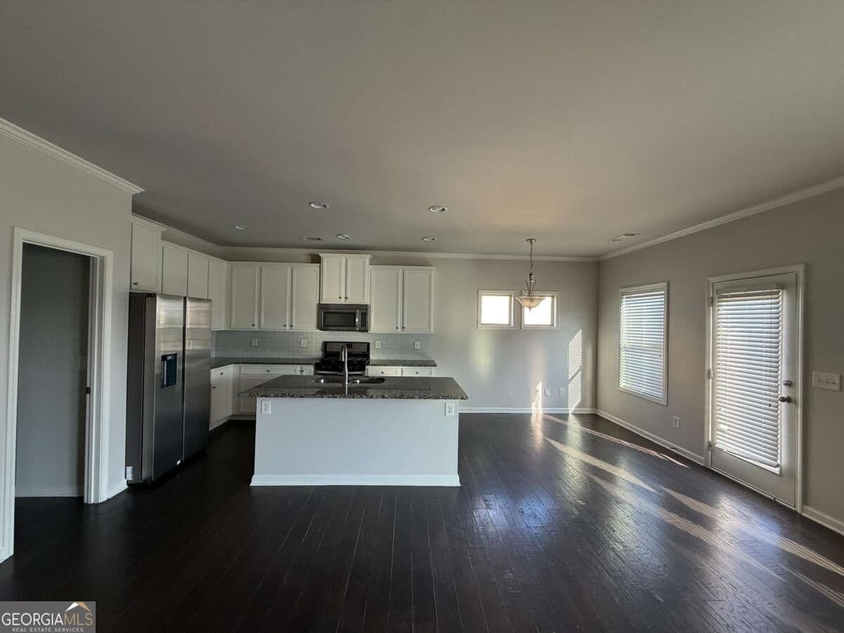 4 bedroom, 3.5 bathroom single family residence for rent at 4525 Havenwood Place, Gainesville, GA 30504 for $2,600 a month — photo 5
