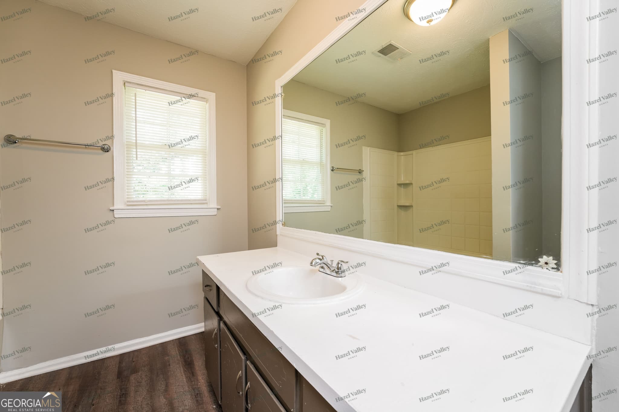 3 bedroom, 1 bathroom, 1,104 sq ft single family residence for rent at 10131 Hidden Branches Way, Covington, GA 30014 for $1,495 a month — photo 10