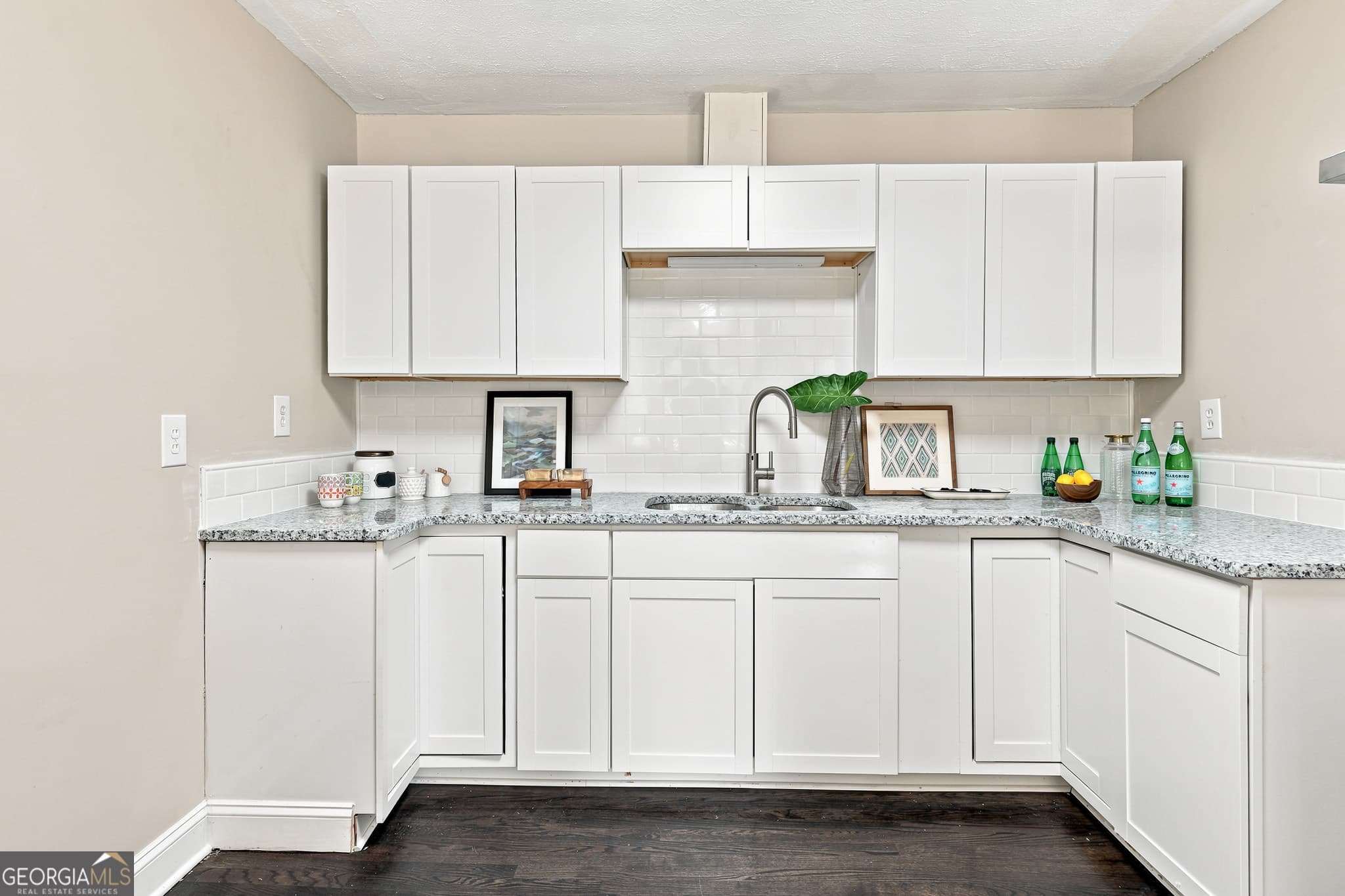 4 bedroom, 2.5 bathroom, 1,850 sq ft single family residence for sale at 2675 Fraser Road, Marietta, GA 30066 — photo 6
