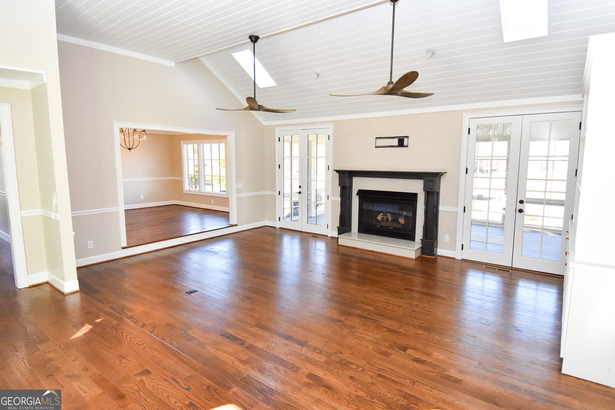 3 bedroom, 2.5 bathroom, 2,258 sq ft single family residence for rent at 1091 Fairway Ridge Road, Greensboro, GA 30642 for $3,200 a month — photo 7