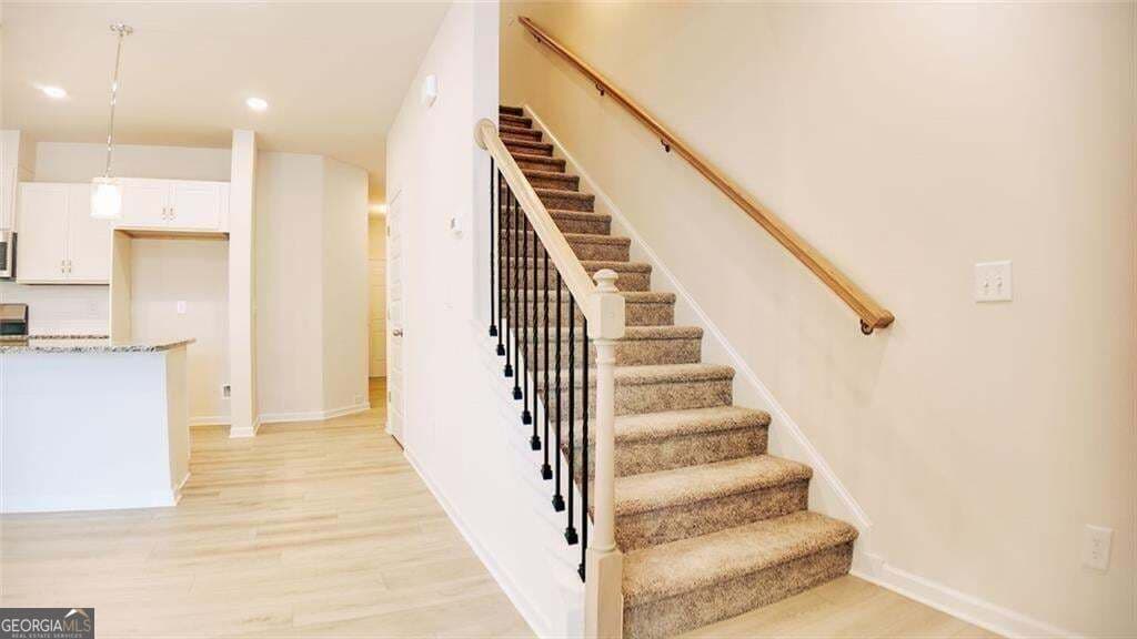 3 bedroom, 2.5 bathroom, 1,912 sq ft townhouse for sale at 44 Jacobs Farm Lane 20, Lawrenceville, GA 30045 — photo 6