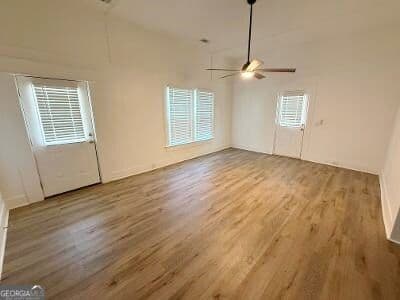 3 bedroom, 1.5 bathroom, 1,716 sq ft single family residence for sale at 411 W Pine Street, Swainsboro, GA 30401 — photo 5