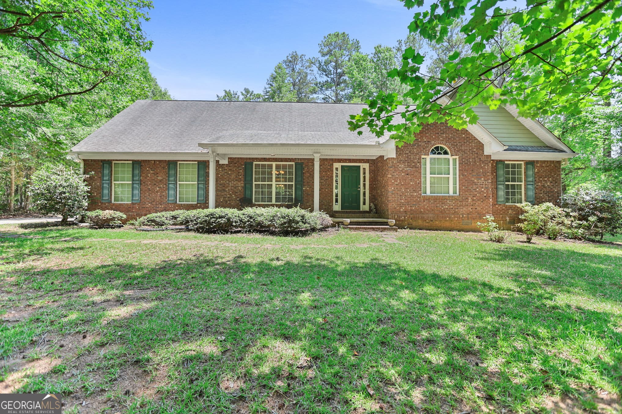 3 bedroom, 2 bathroom, 2,060 sq ft single family residence sold at 892 Brooks Woolsey Road, Brooks, GA 30205
