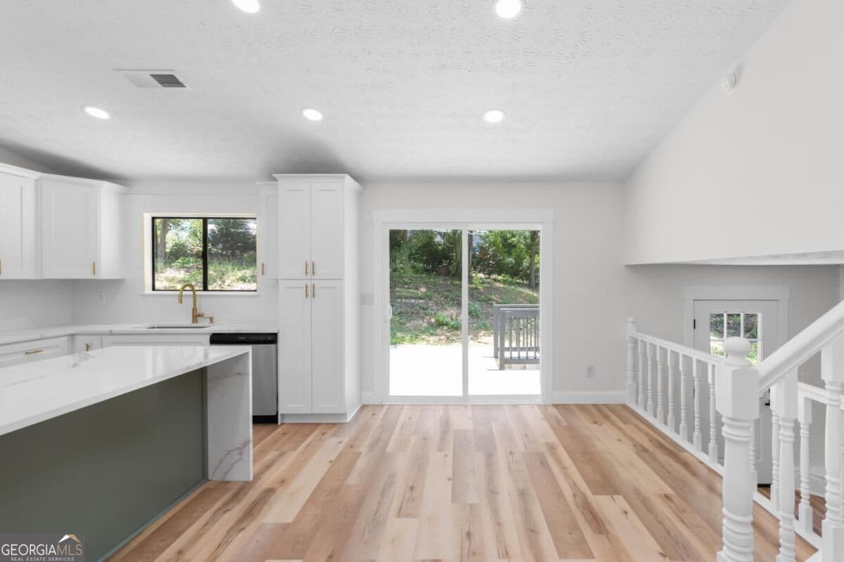 3 bedroom, 2 bathroom single family residence for sale at 847 Halfmoon Hollow, Lilburn, GA 30047 — photo 8