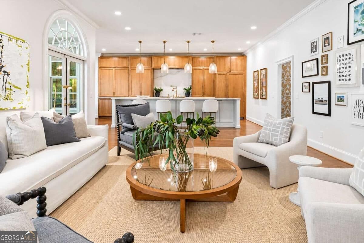 6 bedroom, 6 bathroom, 6,942 sq ft single family residence for sale at 3931 The Battery, Duluth, GA 30096 — photo 2
