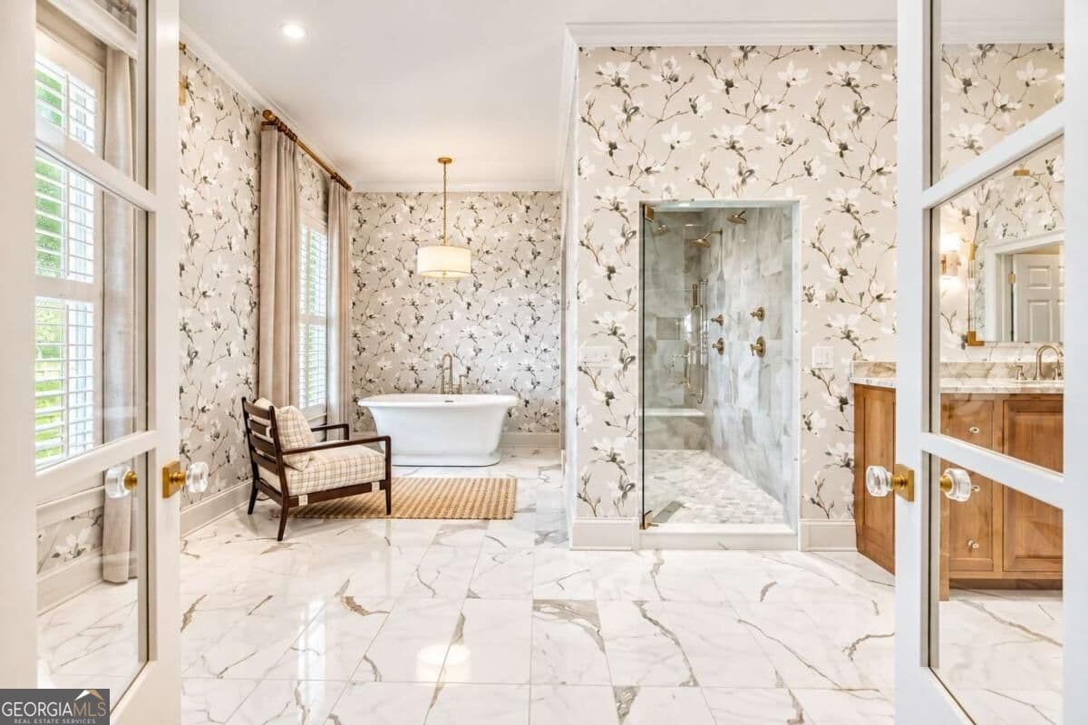 6 bedroom, 6 bathroom, 6,942 sq ft single family residence for sale at 3931 The Battery, Duluth, GA 30096 — photo 5