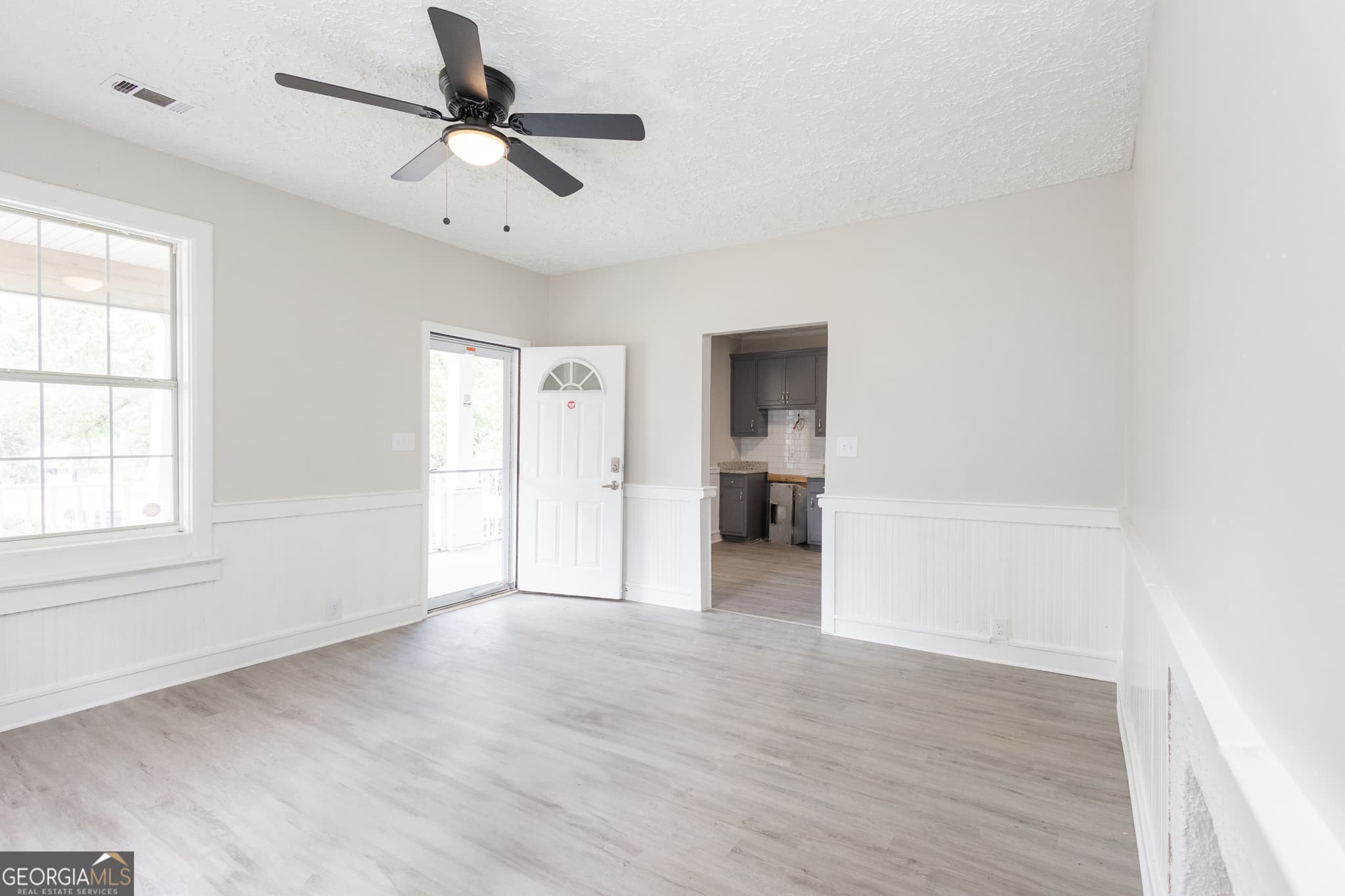 multi family for sale at 218 W Chappell Street, Griffin, GA 30223 — photo 2