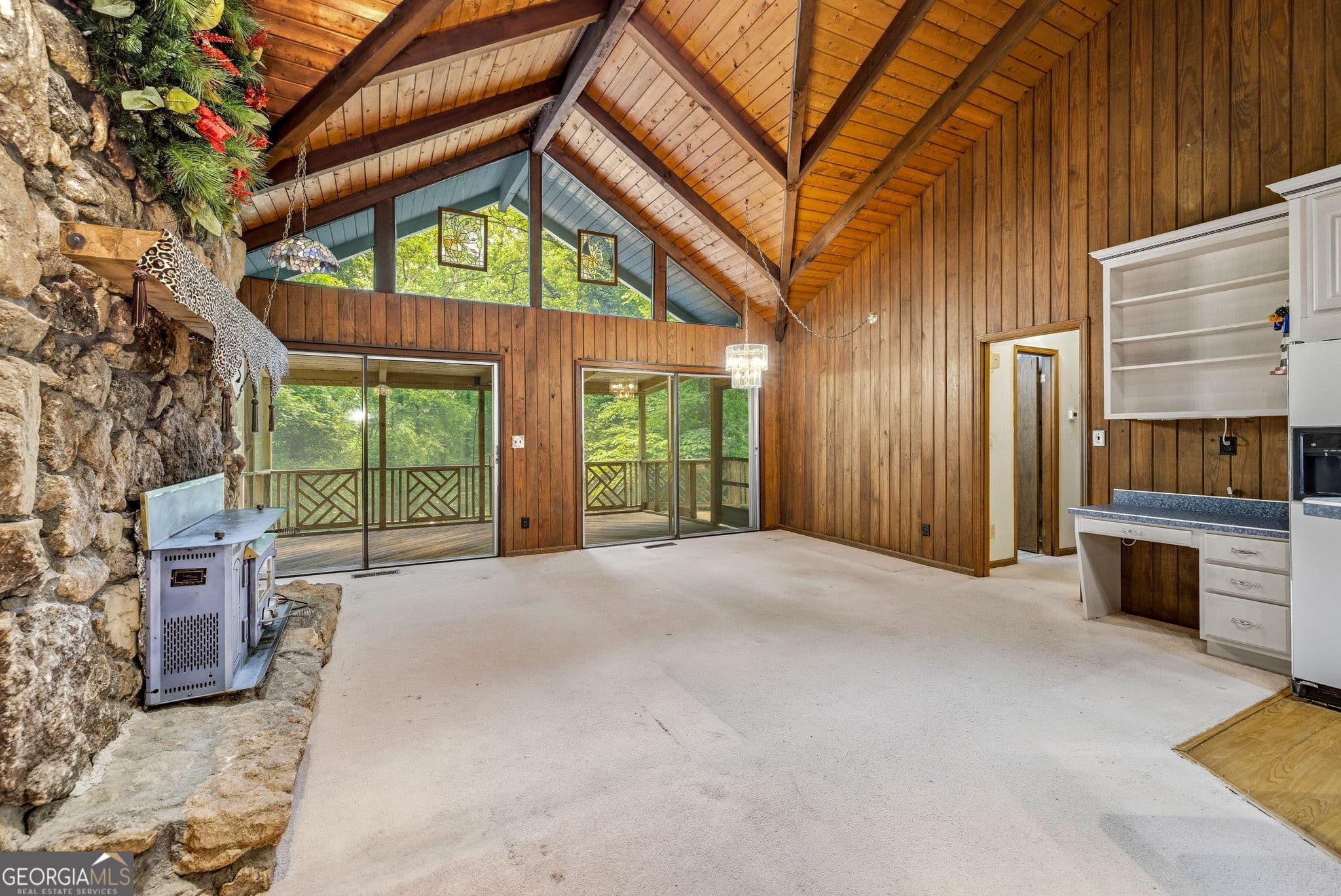 5 bedroom, 4 bathroom, 3,354 sq ft single family residence for sale at 7755 Kings Point Drive, Cumming, GA 30041 — photo 7
