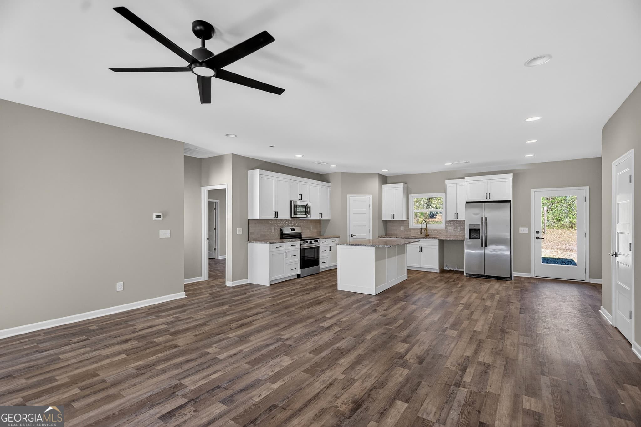3 bedroom, 2.5 bathroom, 1,770 sq ft single family residence for sale at 3070 15th, Lanett, AL 36863 — photo 9