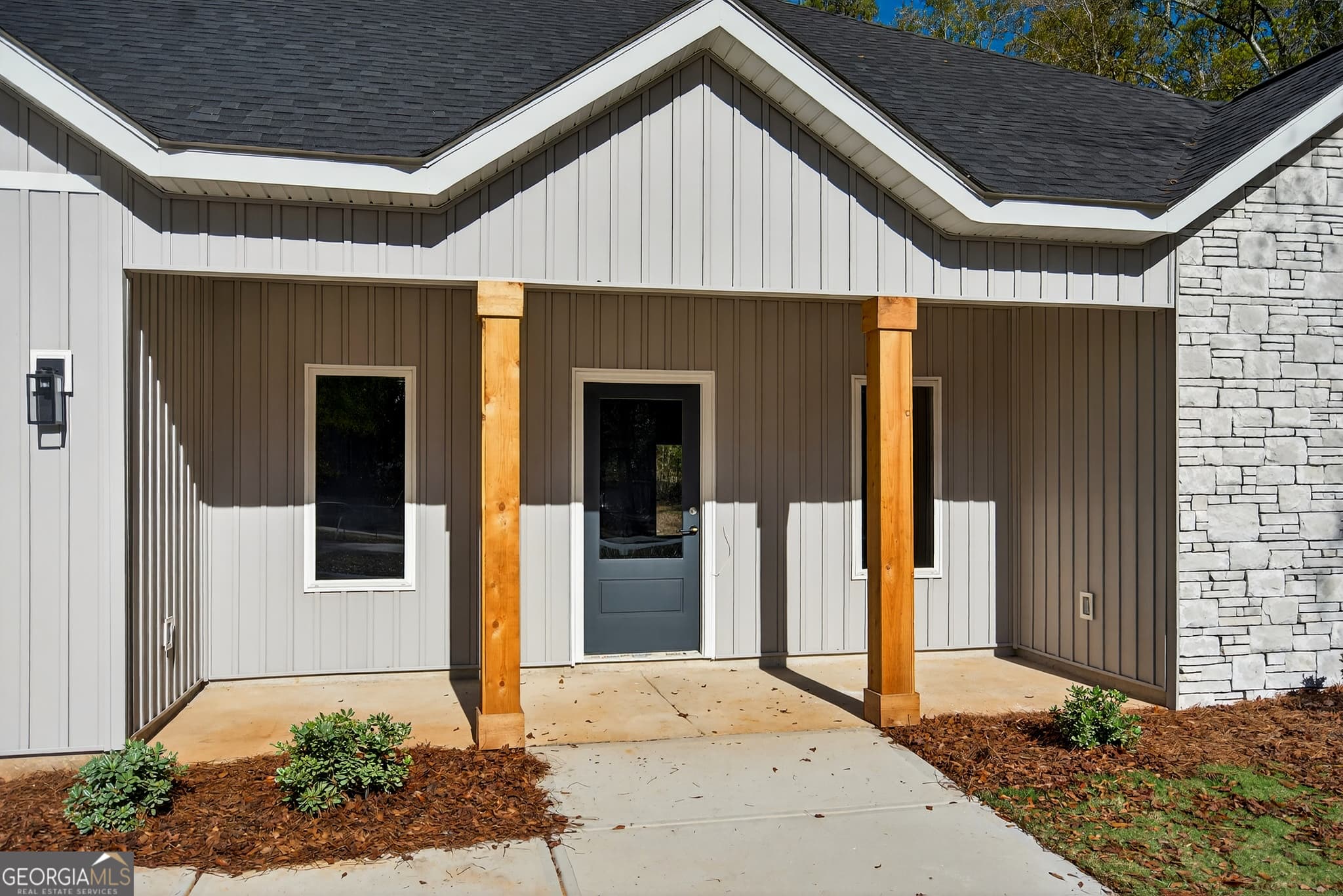 3 bedroom, 2.5 bathroom, 1,770 sq ft single family residence for sale at 3070 15th, Lanett, AL 36863 — photo 4