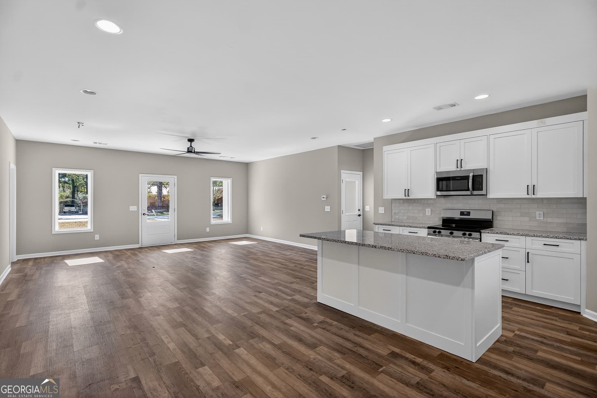 3 bedroom, 2.5 bathroom, 1,770 sq ft single family residence for sale at 3070 15th, Lanett, AL 36863 — photo 8