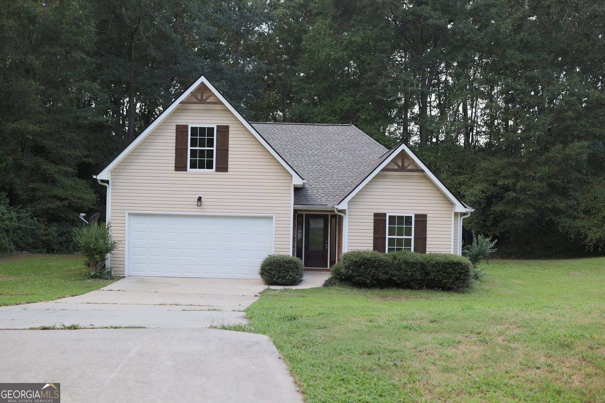 4 bedroom, 3 bathroom, 1,930 sq ft single family residence for sale at 61 Concord Court, Concord, GA 30206 — photo 2