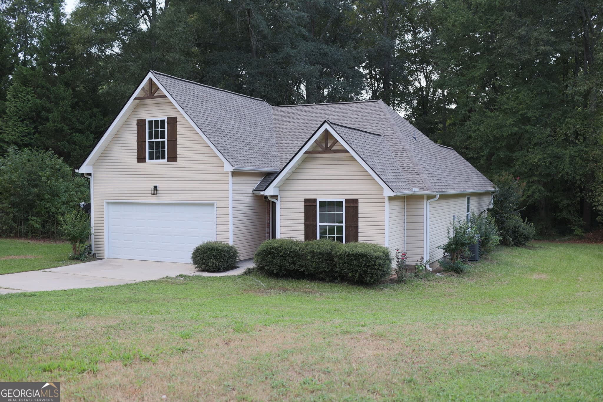 4 bedroom, 3 bathroom, 1,930 sq ft single family residence for sale at 61 Concord Court, Concord, GA 30206