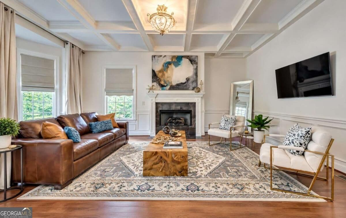 5 bedroom, 4 bathroom single family residence for rent at 3337 Habersham Road, Atlanta, GA 30305 for $28,500 a month — photo 3