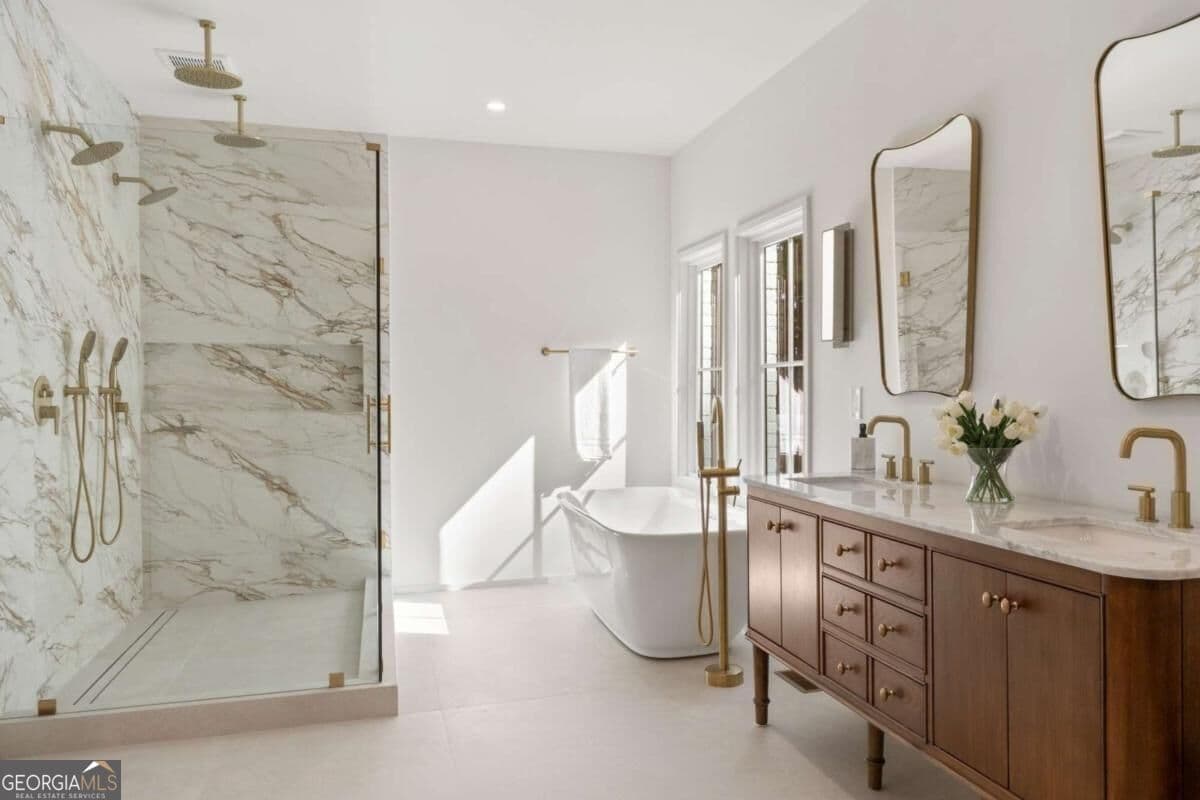 6 bedroom, 7.5 bathroom, 8,090 sq ft single family residence for sale at 1120 Heards Ferry Road, Sandy Springs, GA 30328 — photo 8