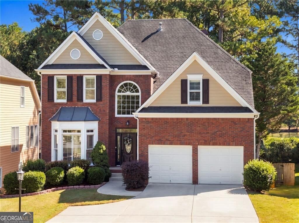 6 bedroom, 3.5 bathroom, 4,056 sq ft single family residence for sale at 1942 New Kemp Road, Marietta, GA 30066 — photo 1 of 65