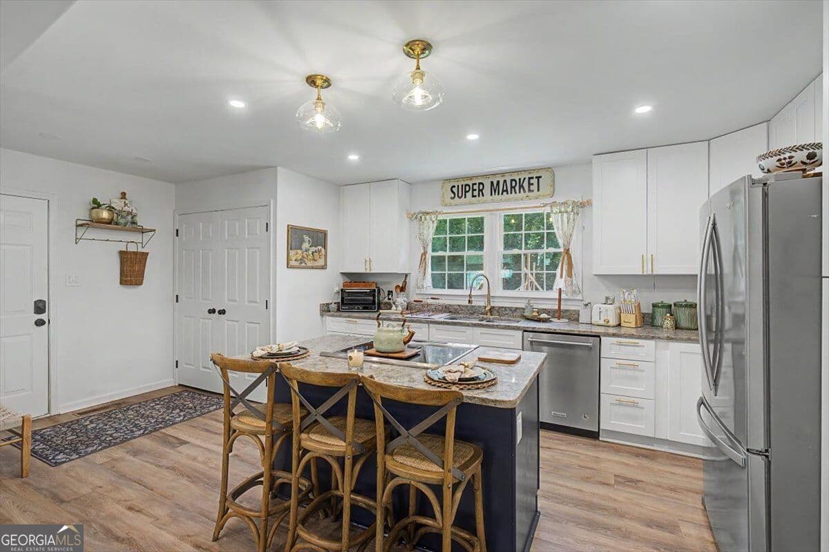 3 bedroom, 1 bathroom, 1,121 sq ft single family residence for sale at 492 Moran Lake Road, Rome, GA 30161 — photo 7