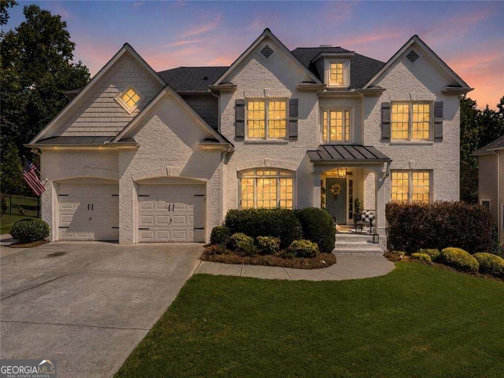 7 bedroom, 5 bathroom, 4,662 sq ft single family residence for sale at 960 Garden Crossing Lane, Cumming, GA 30040 — photo 7
