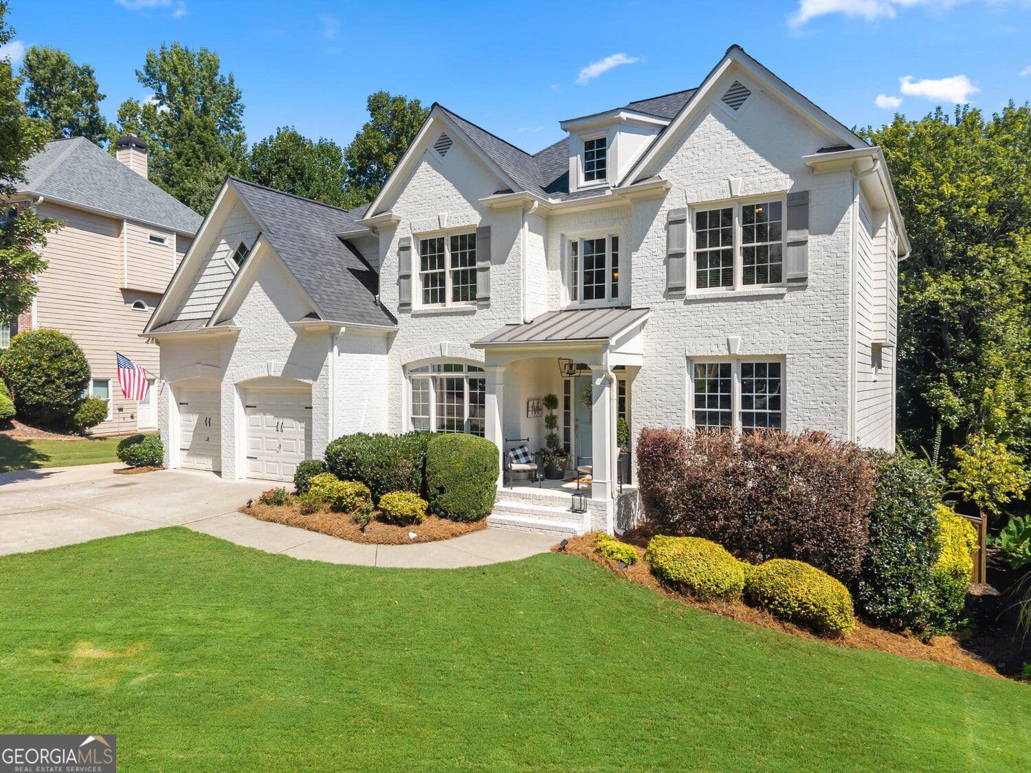 7 bedroom, 5 bathroom, 4,662 sq ft single family residence for sale at 960 Garden Crossing Lane, Cumming, GA 30040 — photo 5