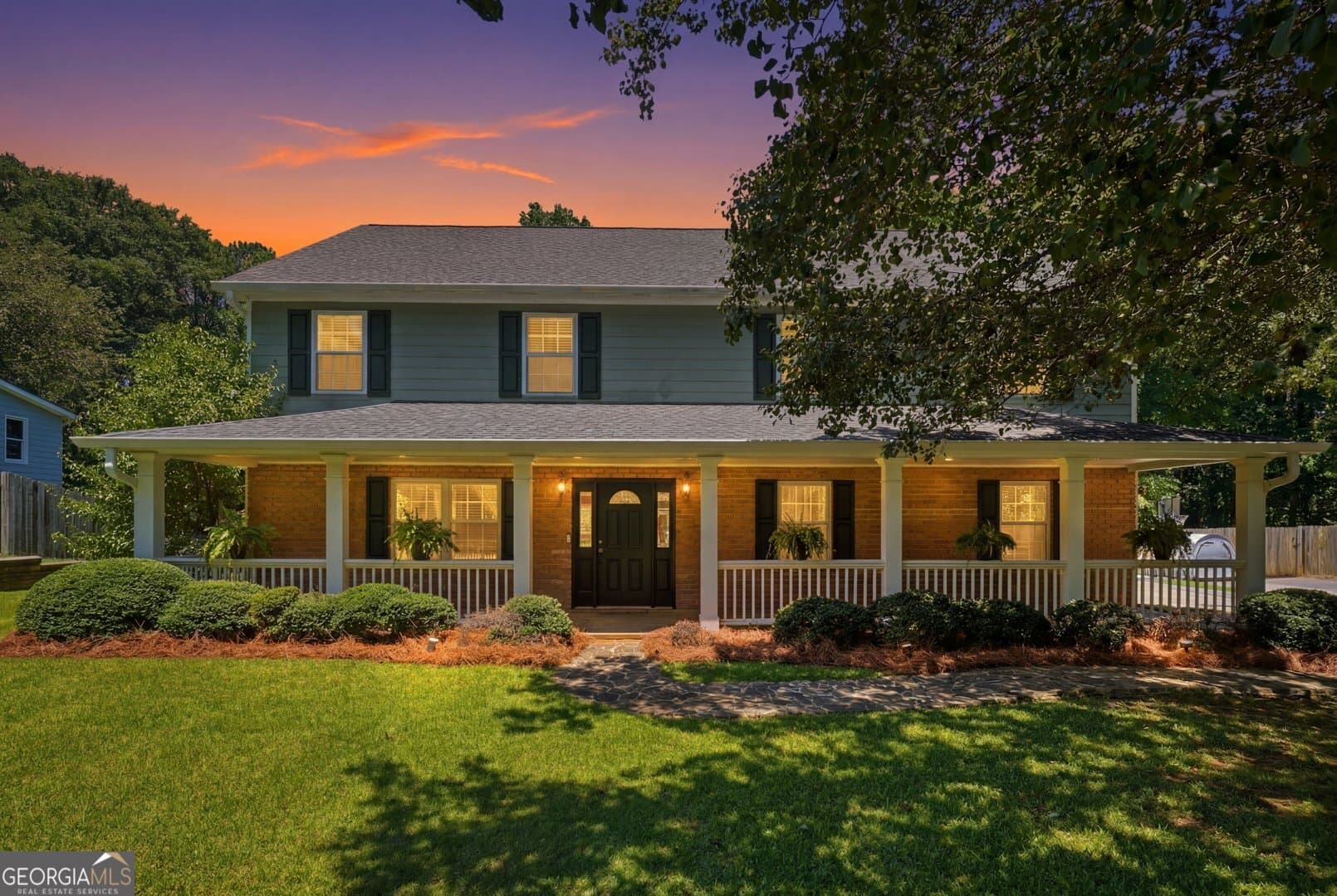 5 bedroom, 3.5 bathroom, 2,780 sq ft single family residence for sale at 2305 Brafton Court, Acworth, GA 30101 — photo 2