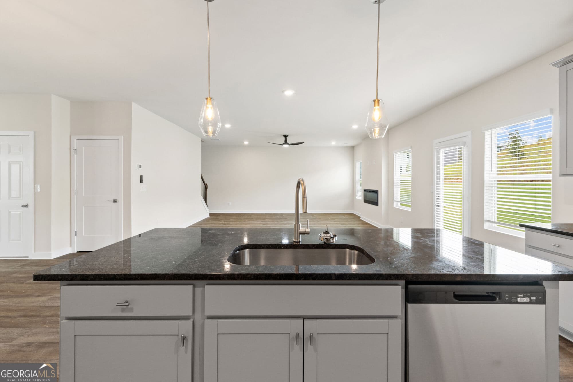 4 bedroom, 3 bathroom, 2,700 sq ft single family residence for sale at 1921 WHEAT VALLEY Circle, Conyers, GA 30013 — photo 4