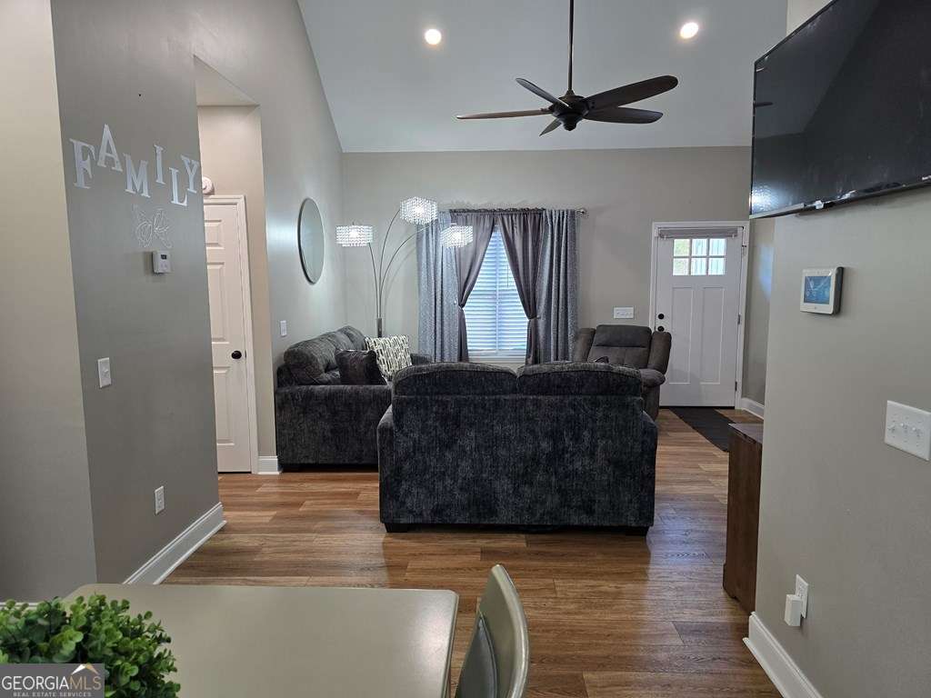 3 bedroom, 2 bathroom, 1,242 sq ft single family residence for sale at 153 Clare Road, Fitzgerald, GA 31750 — photo 9