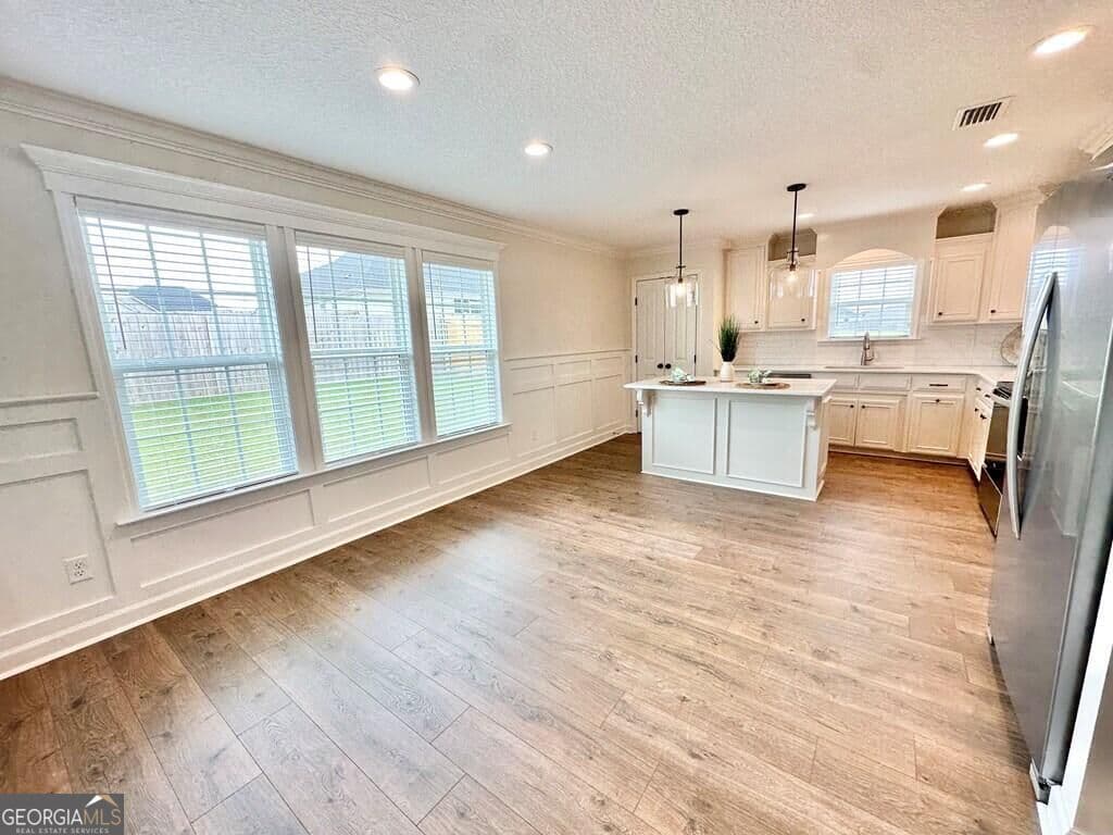 4 bedroom, 2 bathroom, 1,925 sq ft single family residence for sale at 4509 Samuel Way, Hahira, GA 31632 — photo 7