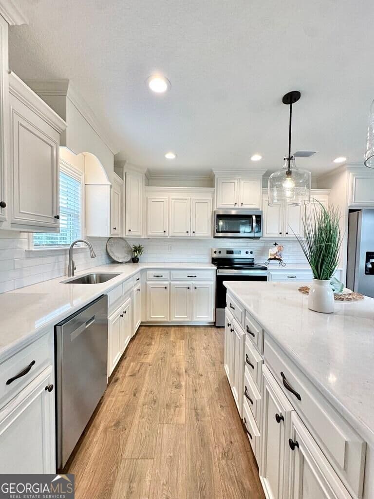 4 bedroom, 2 bathroom, 1,925 sq ft single family residence for sale at 4509 Samuel Way, Hahira, GA 31632 — photo 10