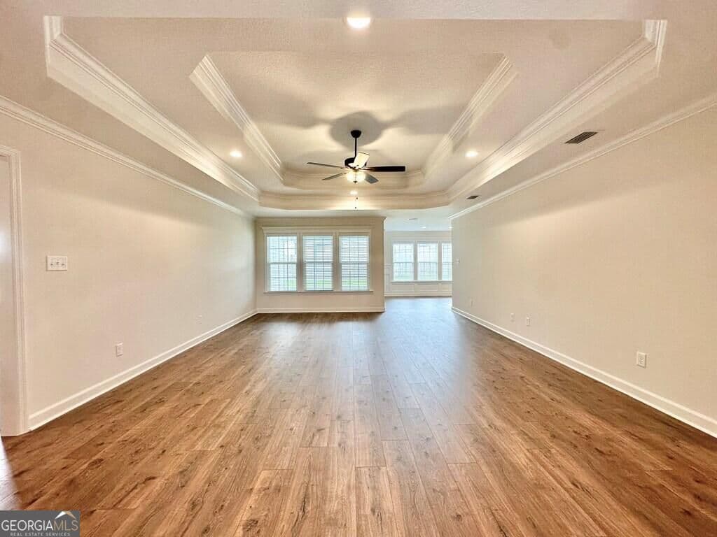 4 bedroom, 2 bathroom, 1,925 sq ft single family residence for sale at 4509 Samuel Way, Hahira, GA 31632 — photo 4