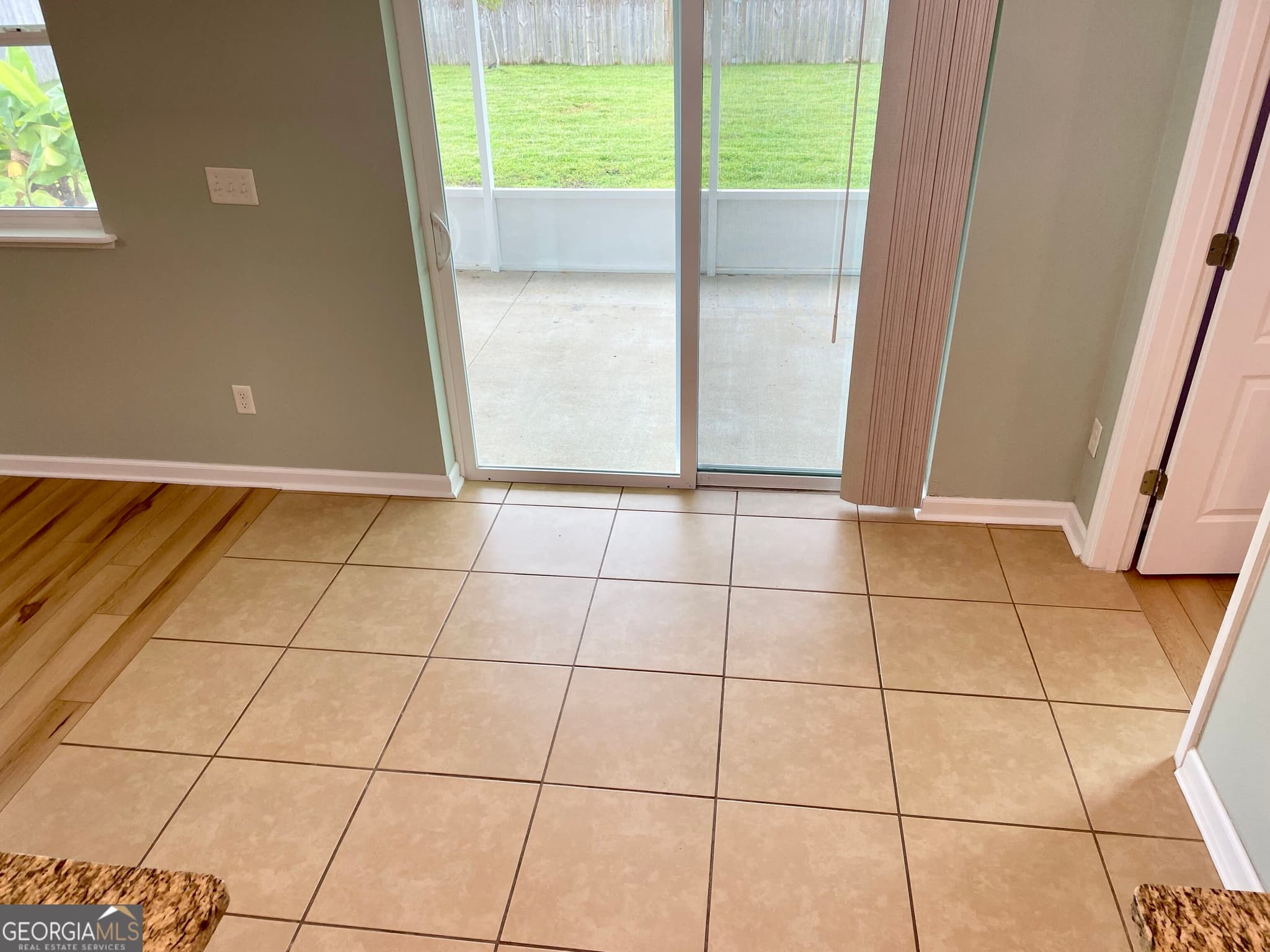 3 bedroom, 2 bathroom, 1,632 sq ft single family residence for sale at 401 Soncel Drive, Kingsland, GA 31548 — photo 7