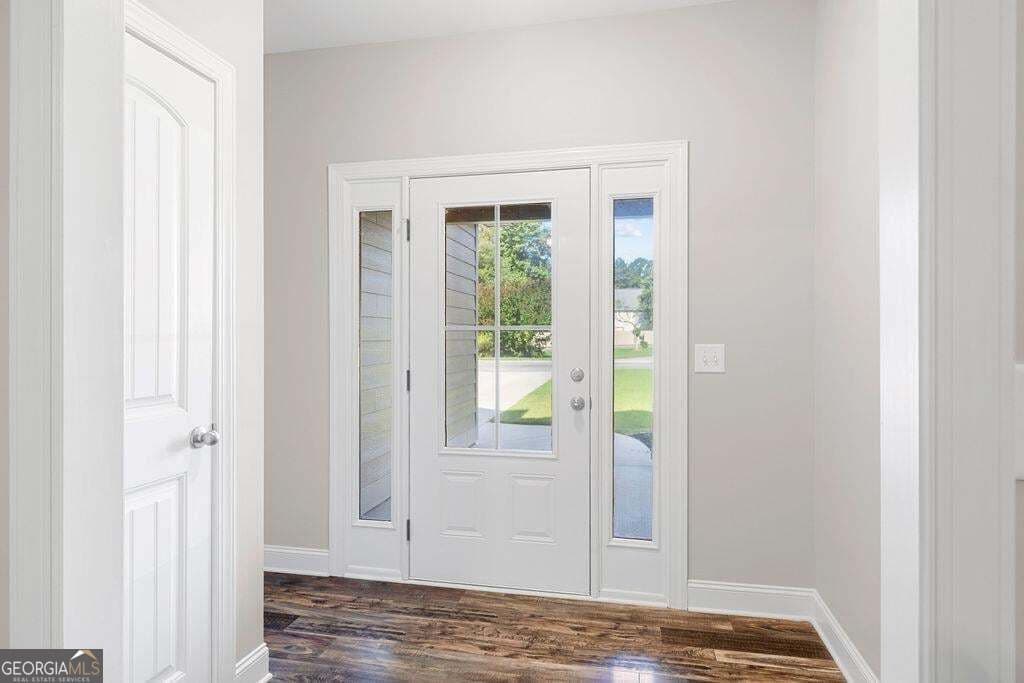 3 bedroom, 2 bathroom, 1,634 sq ft single family residence for sale at 16 Round Rock Circle, Rome, GA 30161 — photo 3